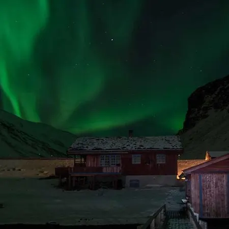 Northcape Lodge Sarnes