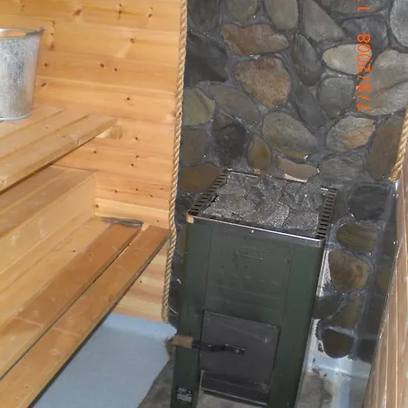 Деревянный коттедж Northcape